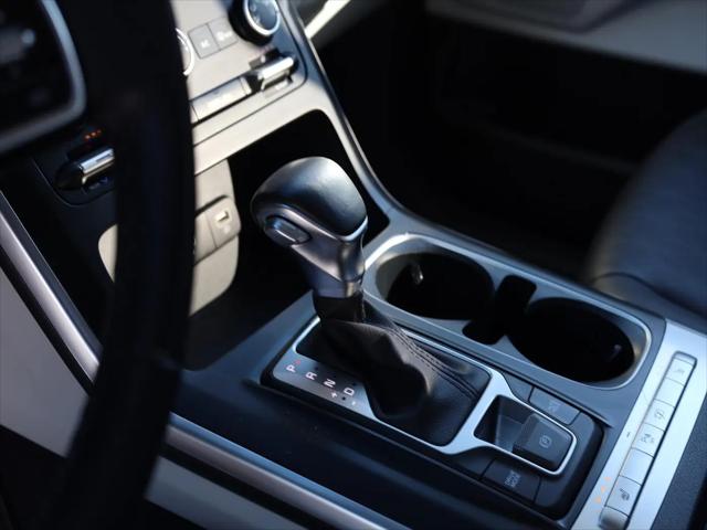 2023 Kia Carnival MPV LX Seat Package