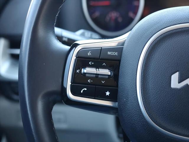 2023 Kia Carnival MPV LX Seat Package