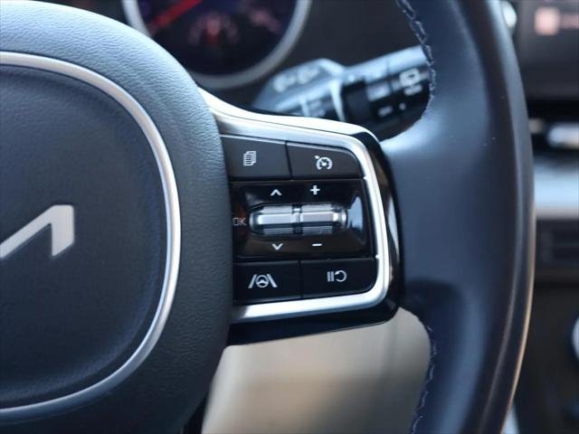 2023 Kia Carnival MPV LX Seat Package