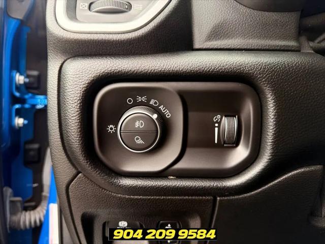 2021 Ram 1500 Big Horn Crew Cab 4x4 5'7" Box