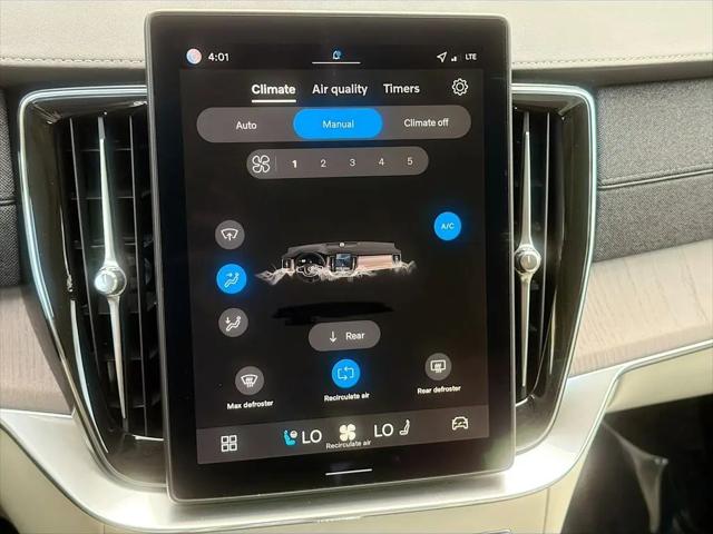 2026 Volvo XC90 Plug-In Hybrid Ultra, T8 AWD, Electric/Gasoline, Bright, 7 Seats