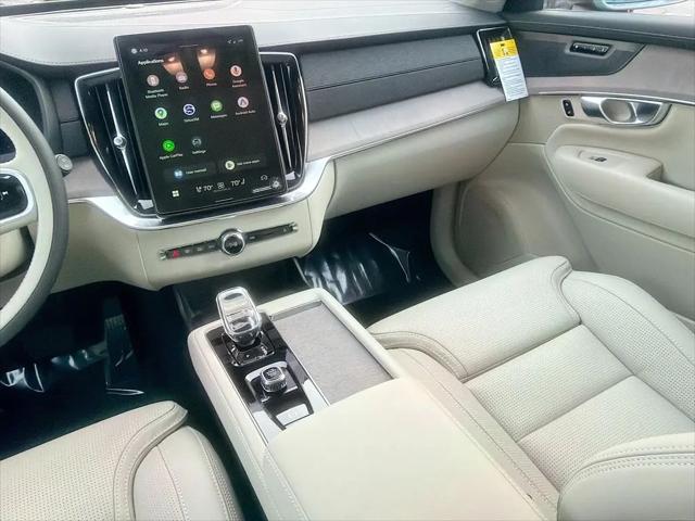 2026 Volvo XC90 Plug-In Hybrid Ultra, T8 AWD, Electric/Gasoline, Bright, 7 Seats