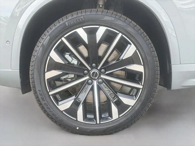 2026 Volvo XC90 Plug-In Hybrid Ultra, T8 AWD, Electric/Gasoline, Bright, 7 Seats