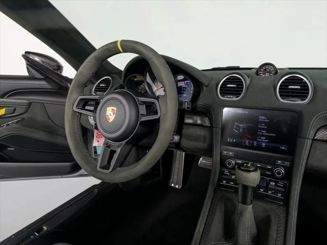 2025 Porsche 718 Spyder RS
