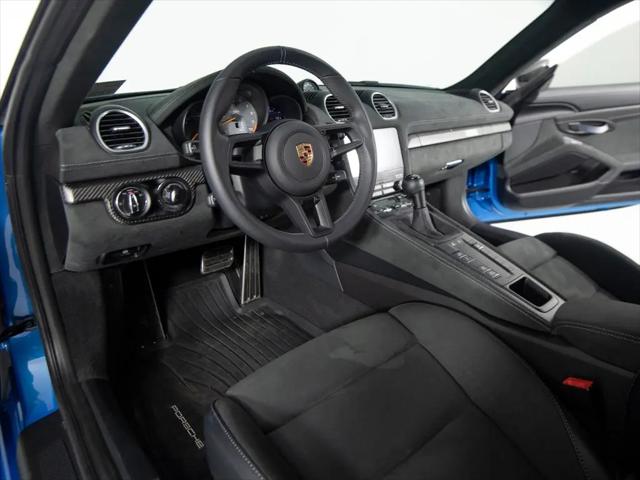 2025 Porsche 718 Cayman GT4 RS