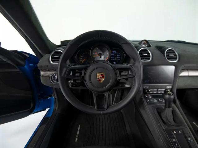 2025 Porsche 718 Cayman GT4 RS