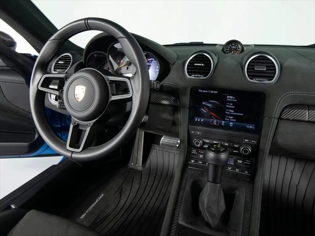 2025 Porsche 718 Cayman GT4 RS