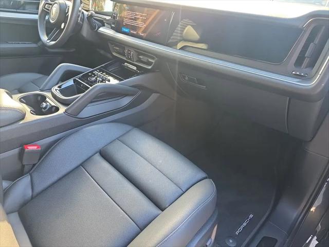 2025 Porsche Cayenne Cayenne