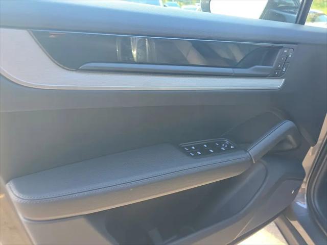2025 Porsche Cayenne Cayenne