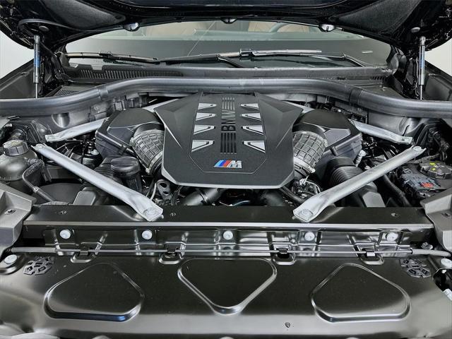 2026 BMW X6 M60i
