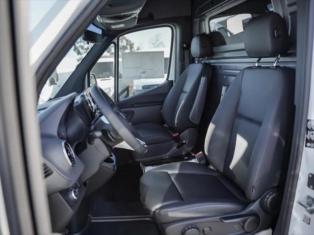 2026 Mercedes-Benz Sprinter 3500XD High Roof 4-Cyl Diesel HO