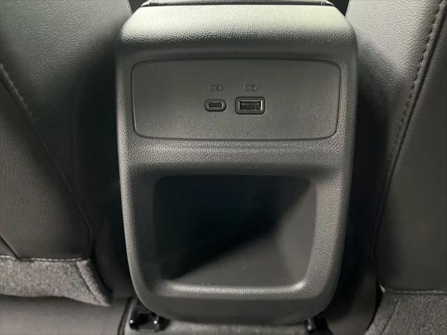 2026 Buick NV Preferred FWD