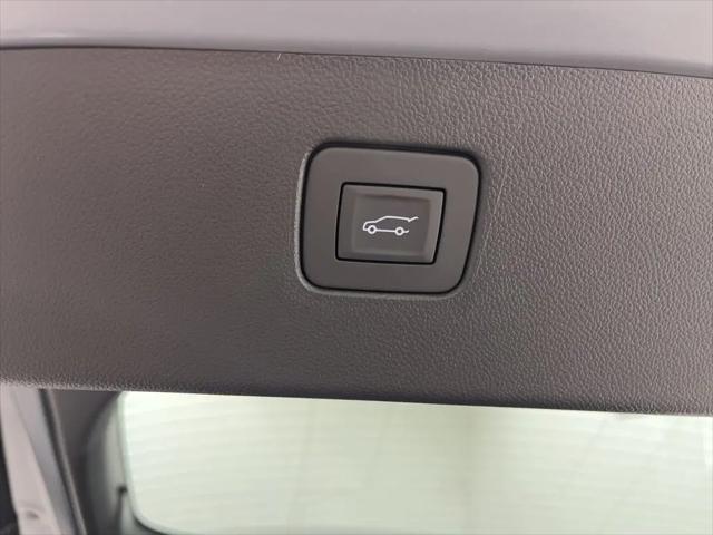 2026 Buick NV Preferred FWD