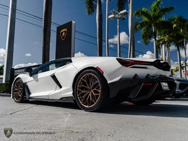 2025 Lamborghini Revuelto Revuelto