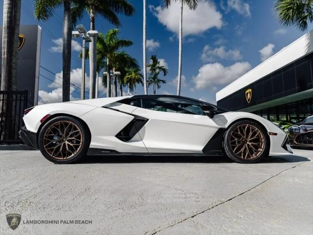 2025 Lamborghini Revuelto Revuelto