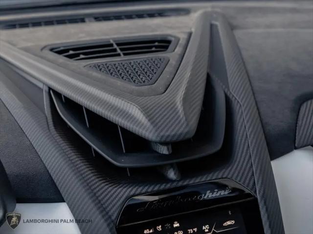 2025 Lamborghini Revuelto Revuelto