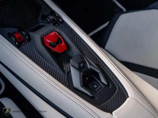 2025 Lamborghini Revuelto Revuelto