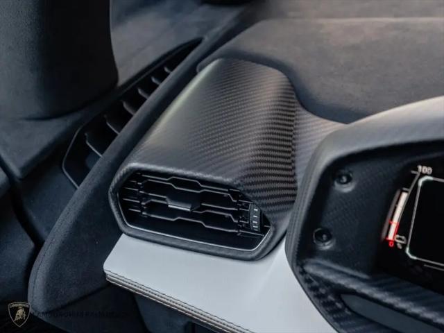 2025 Lamborghini Revuelto Revuelto