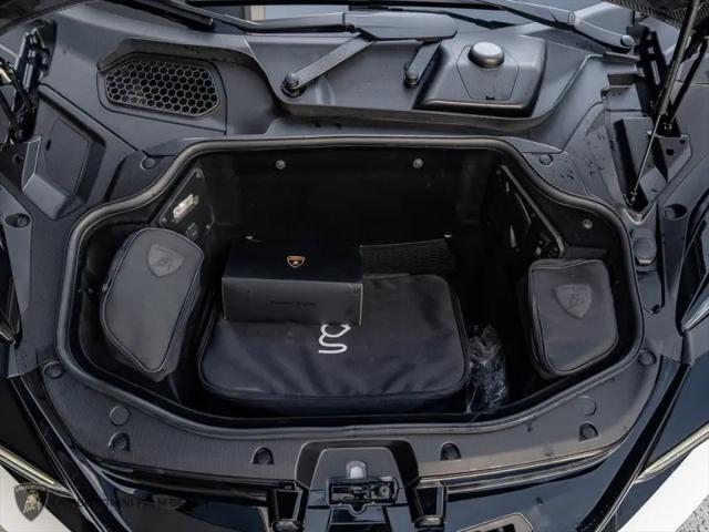 2025 Lamborghini Revuelto Revuelto