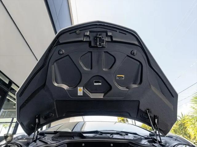 2025 Lamborghini Revuelto Revuelto