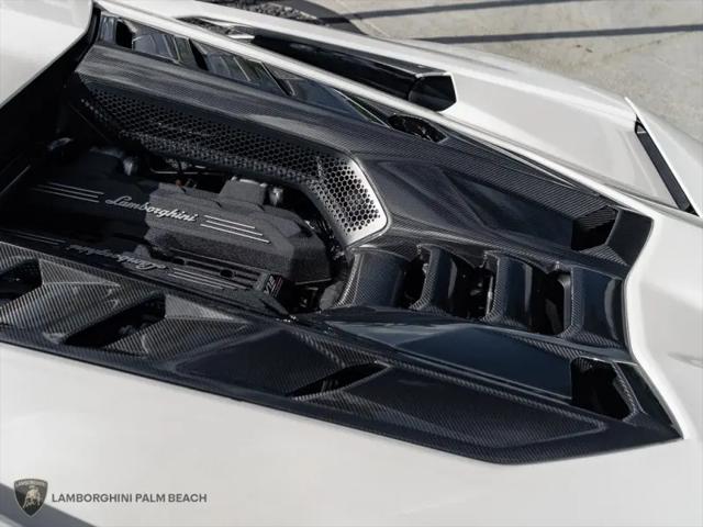 2025 Lamborghini Revuelto Revuelto