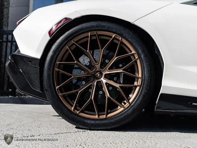 2025 Lamborghini Revuelto Revuelto