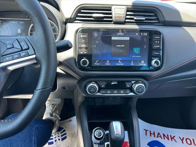 2025 Nissan Versa 1.6 SR