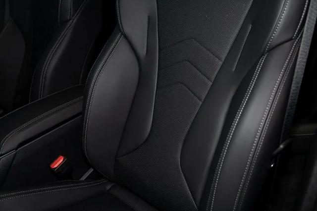 2025 BMW Coupe xDrive