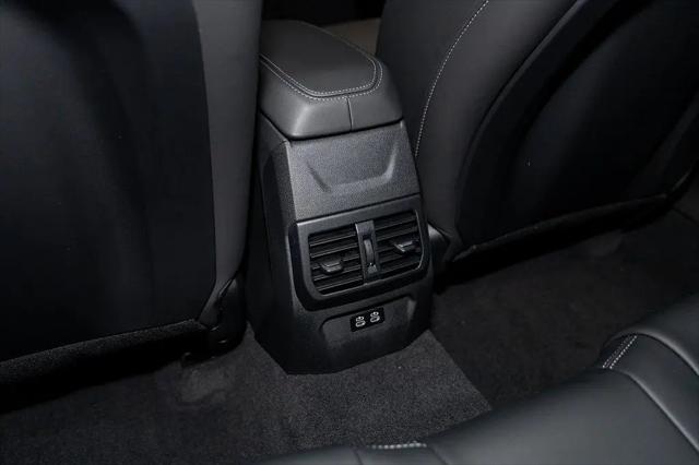 2026 BMW Coupe xDrive
