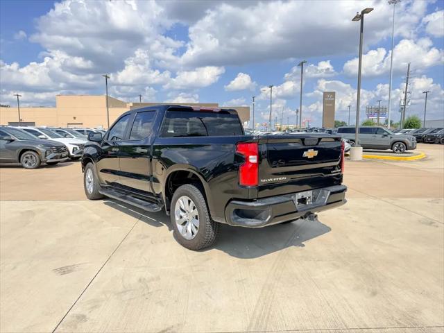 2022 Chevrolet Silverado 1500 2WD Crew Cab Short Bed Custom