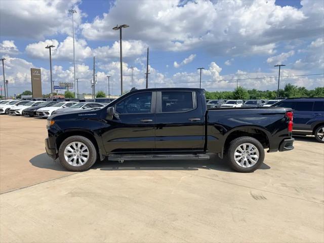 2022 Chevrolet Silverado 1500 2WD Crew Cab Short Bed Custom