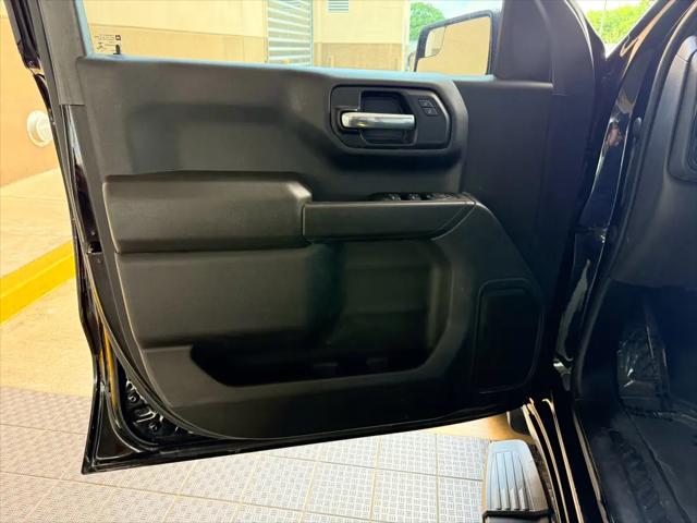 2022 Chevrolet Silverado 1500 2WD Crew Cab Short Bed Custom