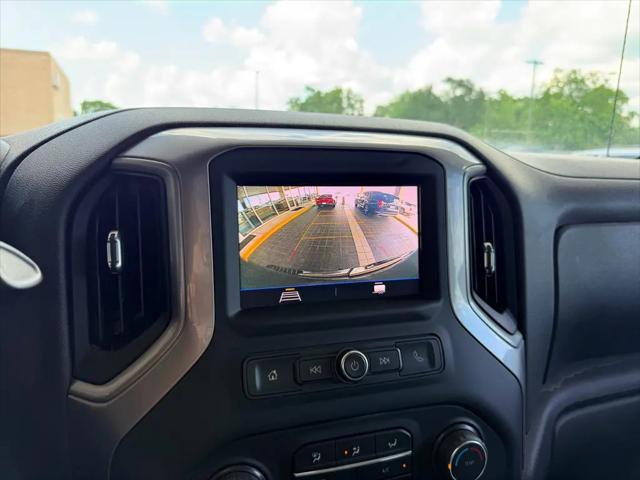 2022 Chevrolet Silverado 1500 2WD Crew Cab Short Bed Custom