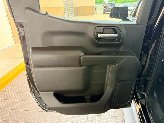 2022 Chevrolet Silverado 1500 2WD Crew Cab Short Bed Custom