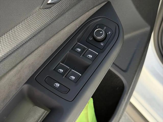 2026 Volkswagen Golf GTI SE