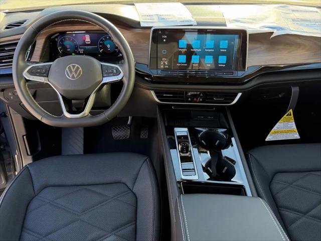 2026 Volkswagen Atlas SE with Technology