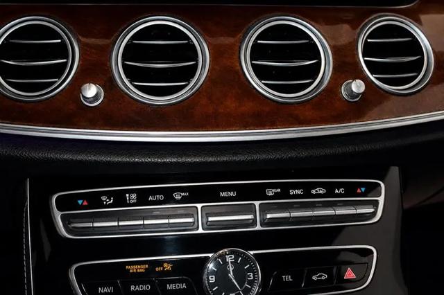 2018 Mercedes-Benz E-CLASS E 300 4MATIC