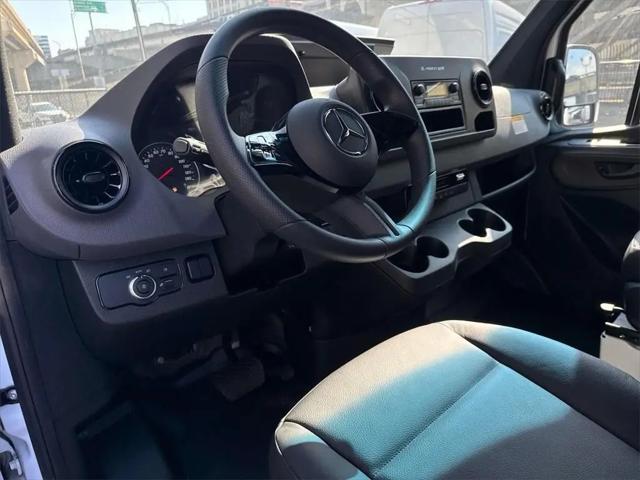 2025 Mercedes-Benz Sprinter 2500 Standard Roof 4-Cyl Diesel HO