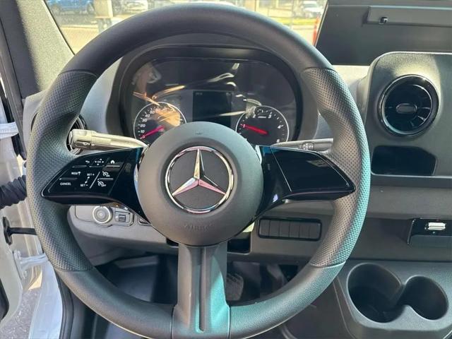 2025 Mercedes-Benz Sprinter 2500 Standard Roof 4-Cyl Diesel HO