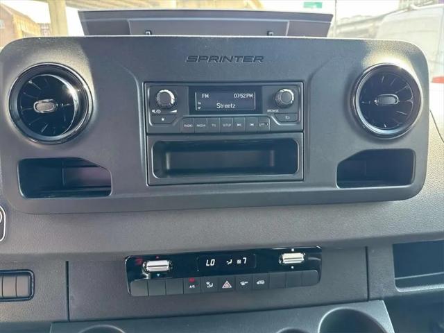 2025 Mercedes-Benz Sprinter 2500 Standard Roof 4-Cyl Diesel HO