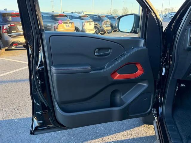 2026 Nissan Frontier Crew Cab PRO-4X 4x4