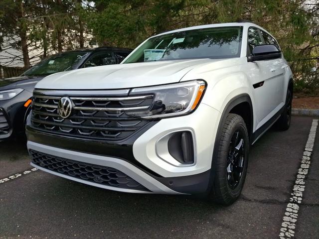 2026 Volkswagen Atlas Peak Edition