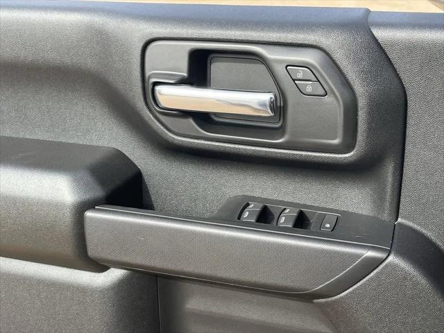 2026 GMC Sierra 2500HD Crew Cab, Standard Bed, Pro, 4WD