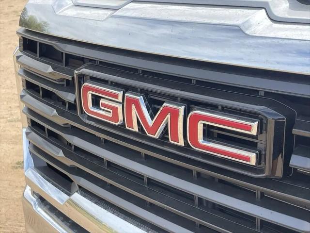 2026 GMC Sierra 2500HD Crew Cab, Standard Bed, Pro, 4WD