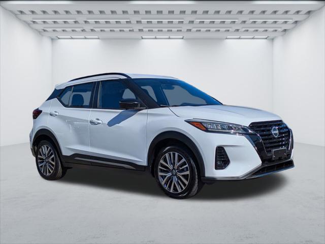 2024 Nissan Kicks SR Xtronic CVT