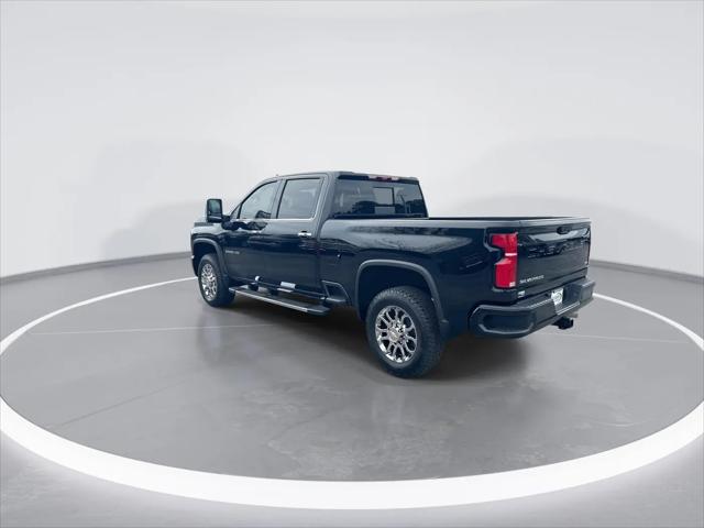 2026 Chevrolet Silverado 2500HD Crew Cab, Standard Bed, LTZ, 4WD