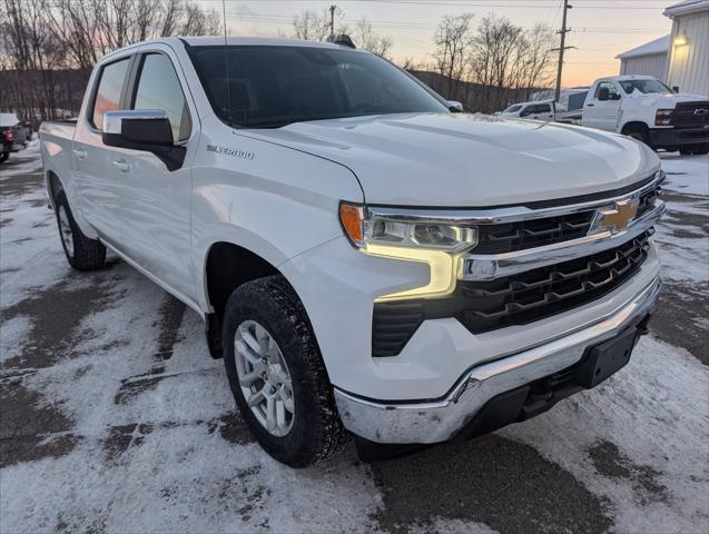 2023 Chevrolet Silverado 1500 4WD Crew Cab Short Bed LT with 2FL