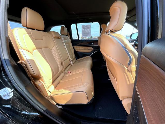 2022 Jeep Grand Cherokee Summit 4x4