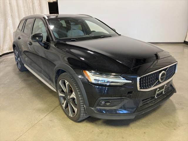 2023 Volvo V60 Cross Country B5 Ultimate
