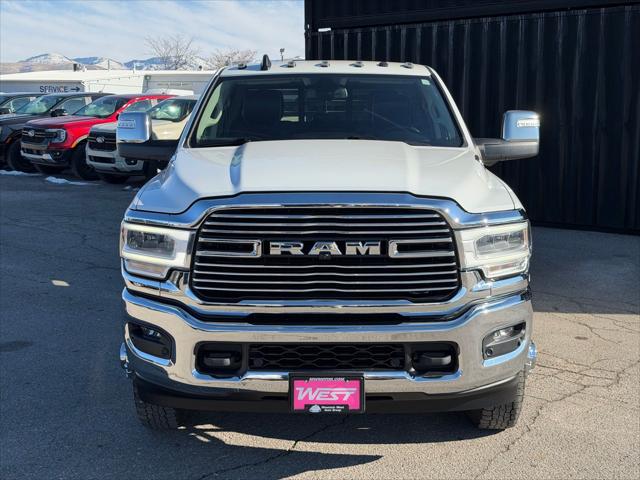 2023 RAM 3500 Laramie Crew Cab 4x4 8 Box